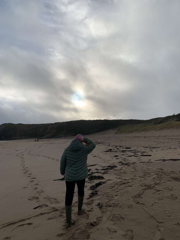 Walking on the strandline